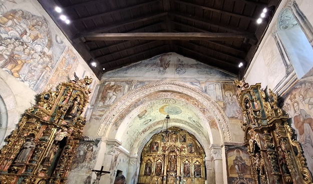 Santa María de Nogueira de Miño: muros que hablan (por Esther Roso).